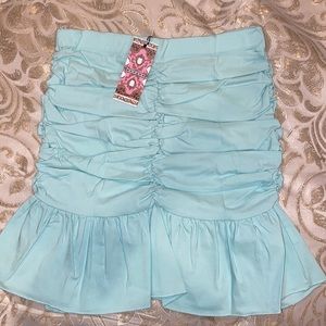 Boohoo NWT skirt size 6 US